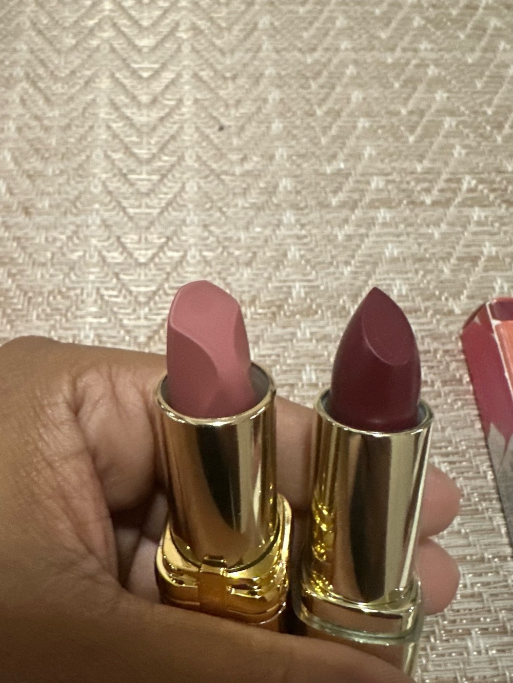 Assorted lip bundle - Picture 11 of 13